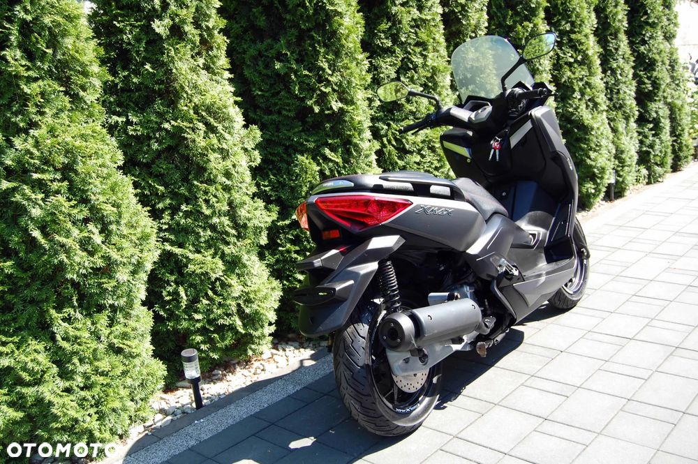 Yamaha X-max - 3
