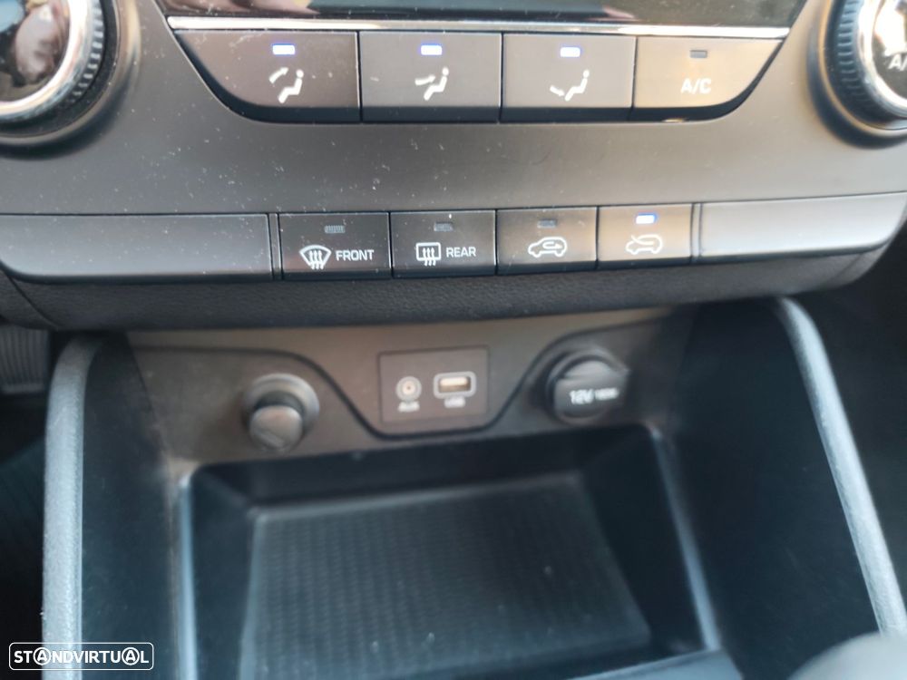 Hyundai Tucson 1.7 CRDi Creative - 24
