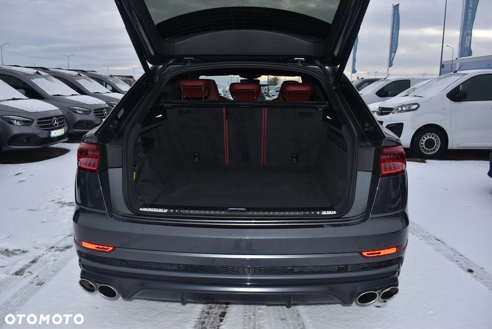 Audi SQ8 - 14