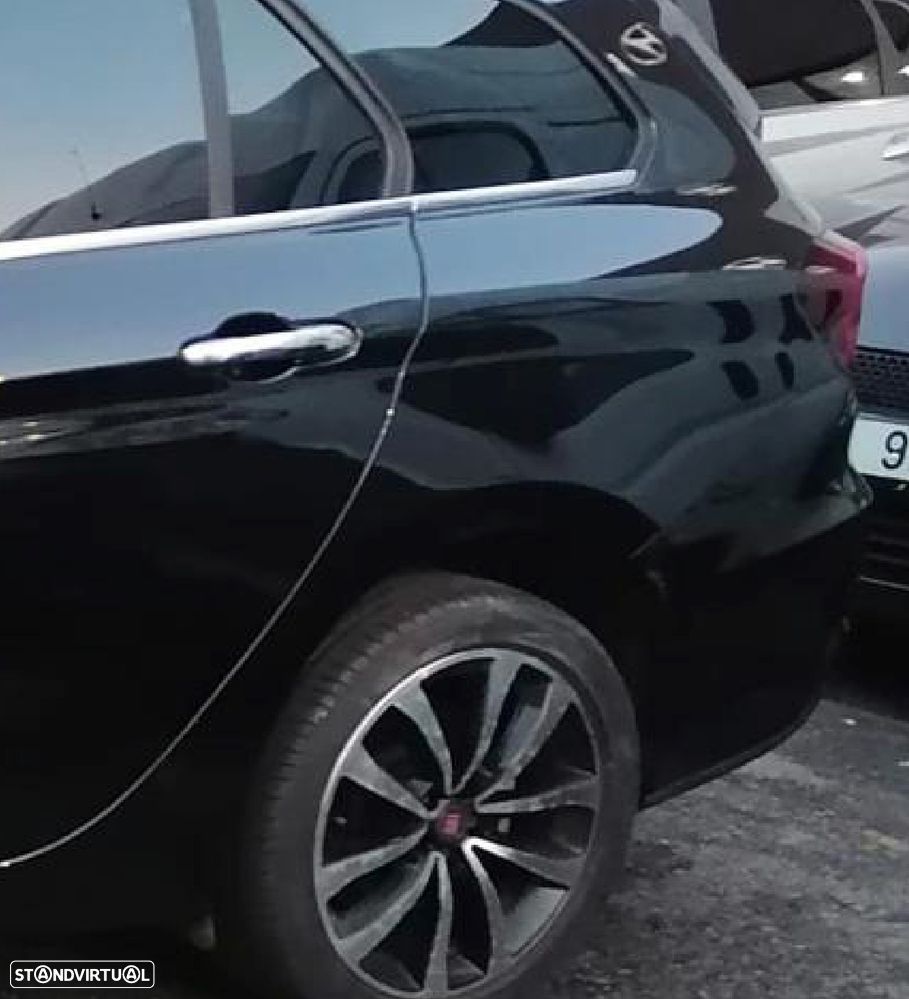 Fiat Tipo Station Wagon 1.6 M-Jet Lounge Tech DCT - 10