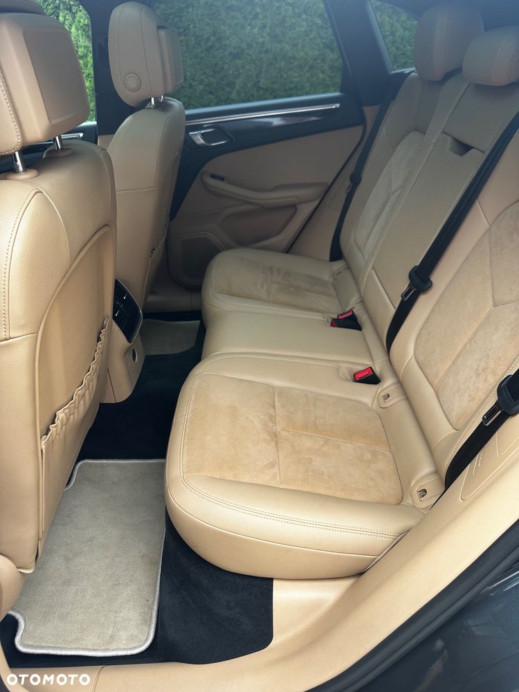 Porsche Macan PDK - 35