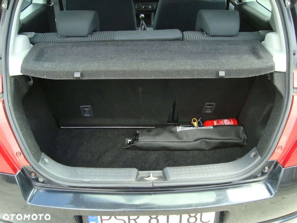 Suzuki Swift - 11
