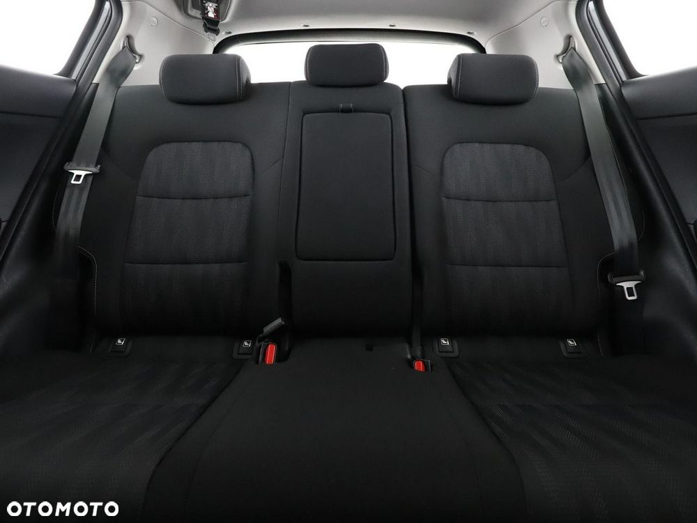 Kia Sportage 1.6 CRDI MHEV Business Line 2WD DCT - 19