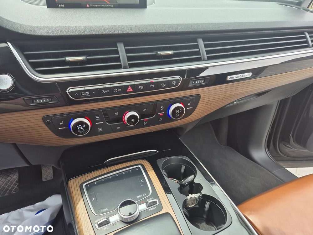 Audi Q7 - 13
