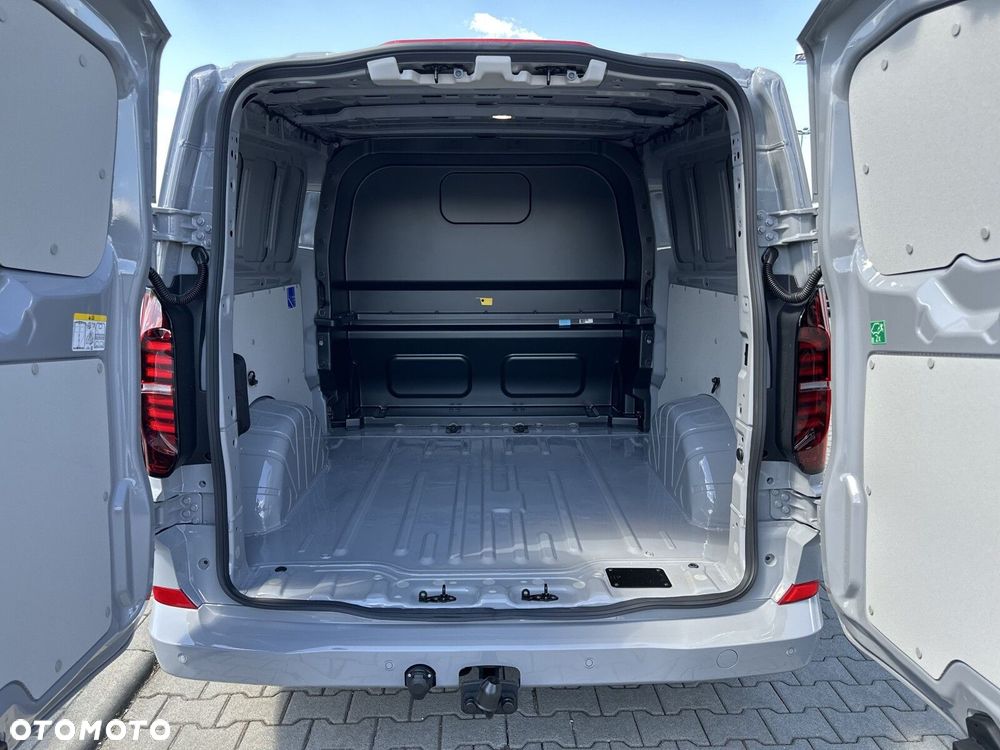 Volkswagen Transporter - 17