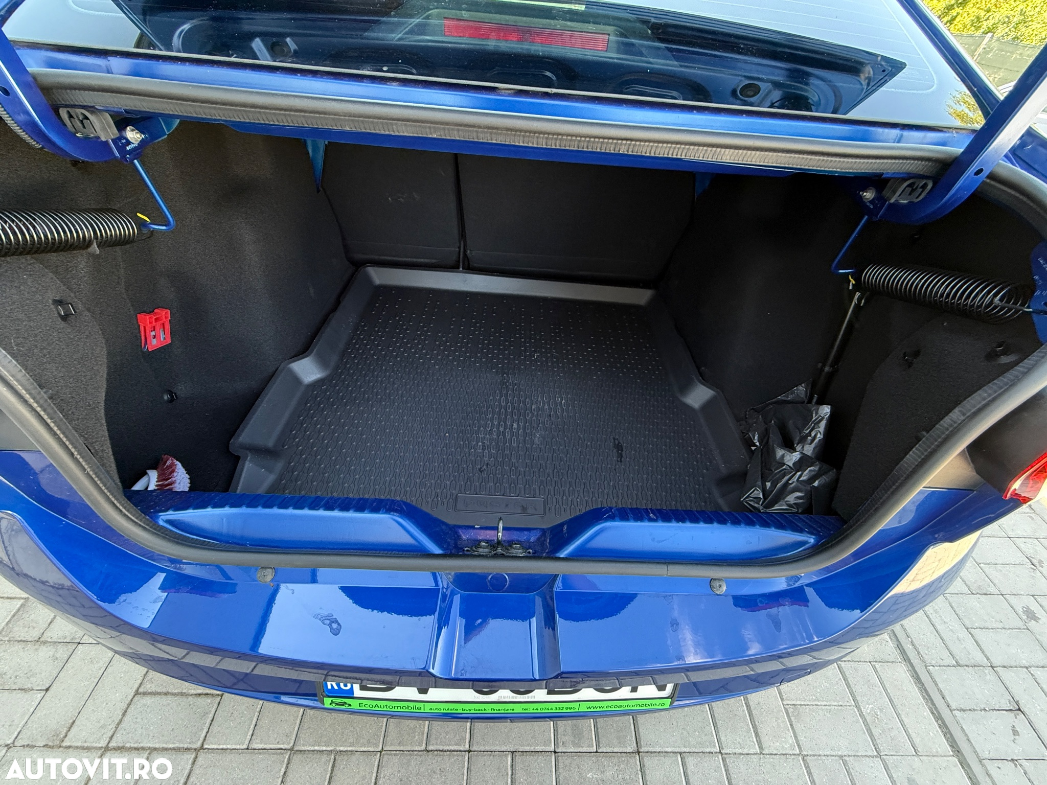 Dacia Logan TCe 90 MT6 Prestige - 21