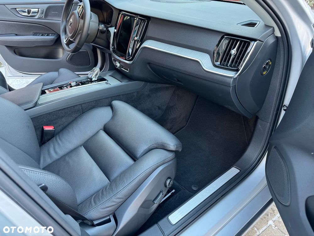 Volvo V60 B4 D Geartronic Inscription - 19