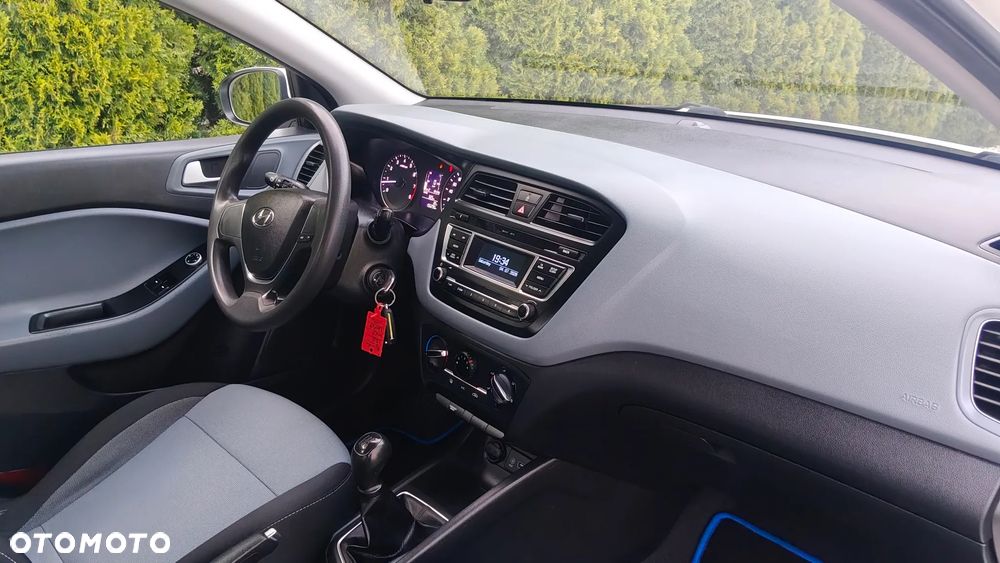 Hyundai i20 1.25 Comfort - 9