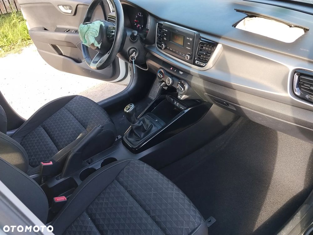Kia Rio 1.0 T-GDI 120 Spirit - 23