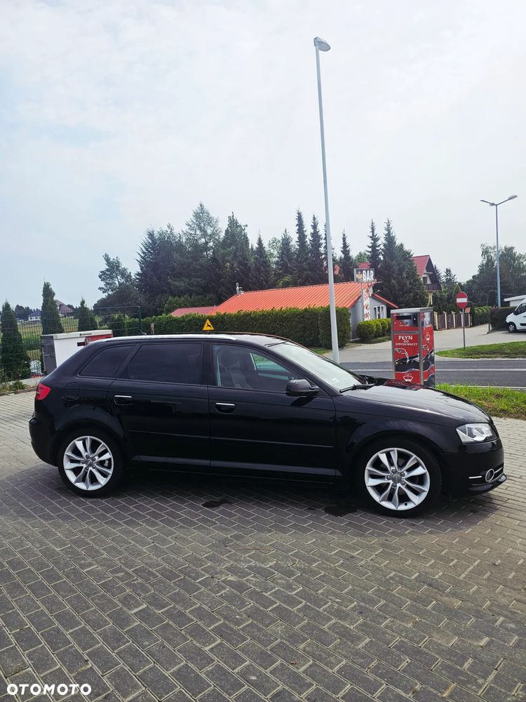 Audi A3 Sportback - 4