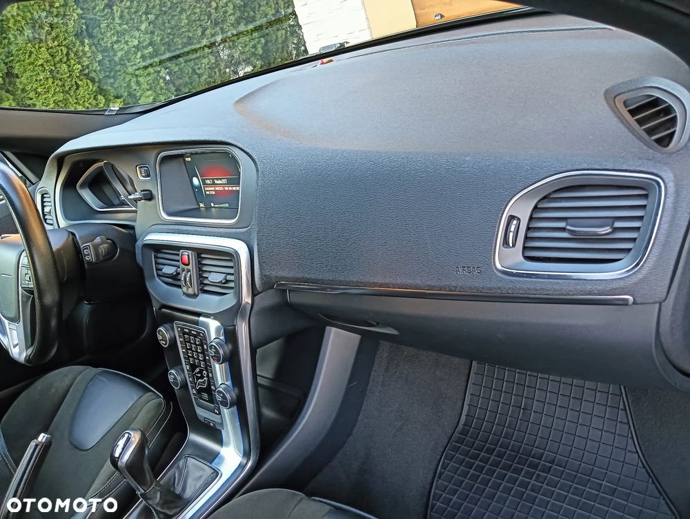 Volvo V40 - 21