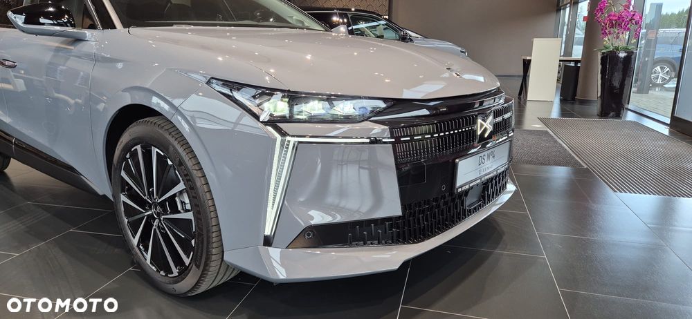 DS Automobiles N°4 E-Tense 58.3kWh Étoile Alcantara - 5