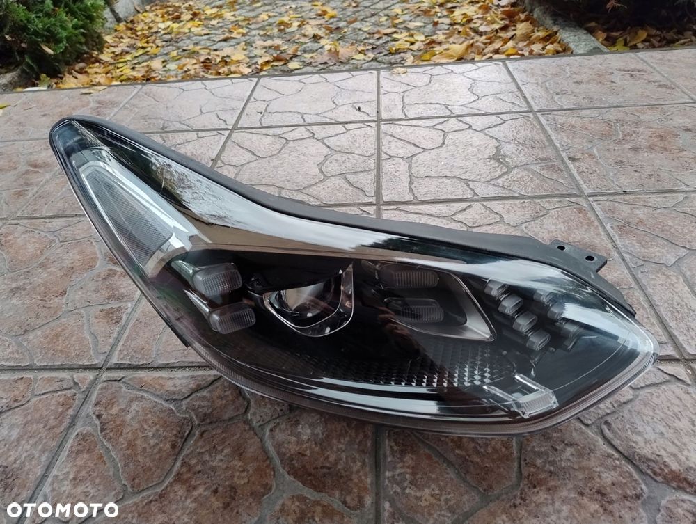 lampa prawa led kia sportage iv 4 92102f1500 - 1