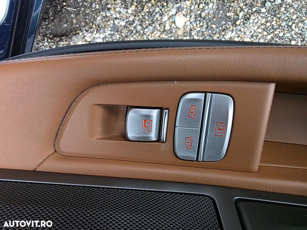 BMW Seria 7 740e iPerformance - 16