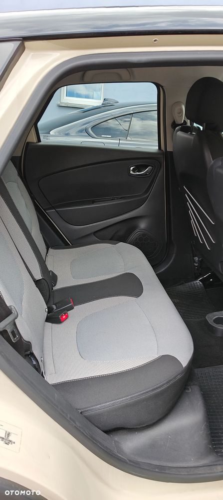 Renault Captur 1.2 TCe Intens EDC - 8