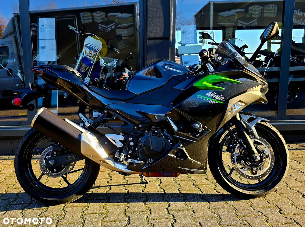 Kawasaki Ninja - 3