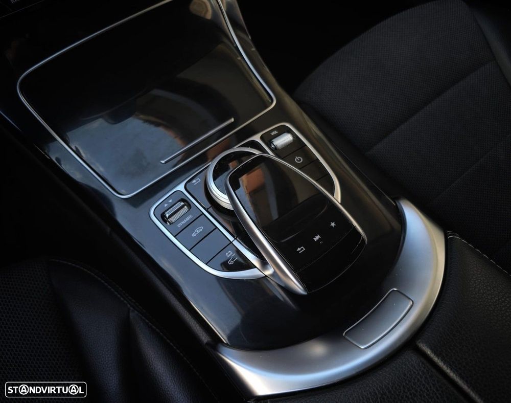 Mercedes-Benz C 350 e - 28