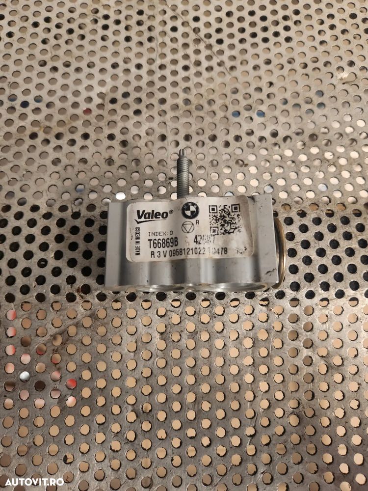 Conector Conducte Clima Bmw G20 G21 G22 G23 G26 G28 G29 G42 Dezmembrez Bmw - Dezmembrari Arad - 2