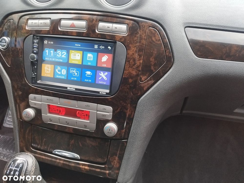 Ford Mondeo 2.0 Ghia Executive - 21