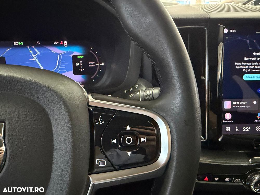 Volvo XC 60 T6 AWD Recharge Geartronic Inscription - 24