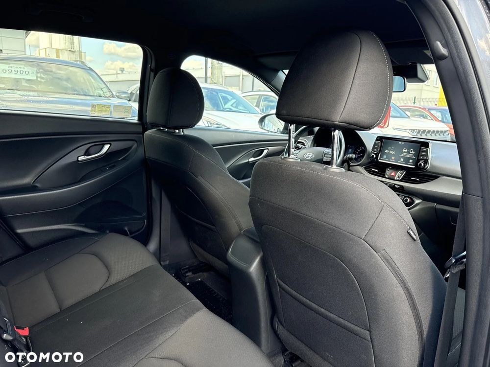 Hyundai i30 - 24