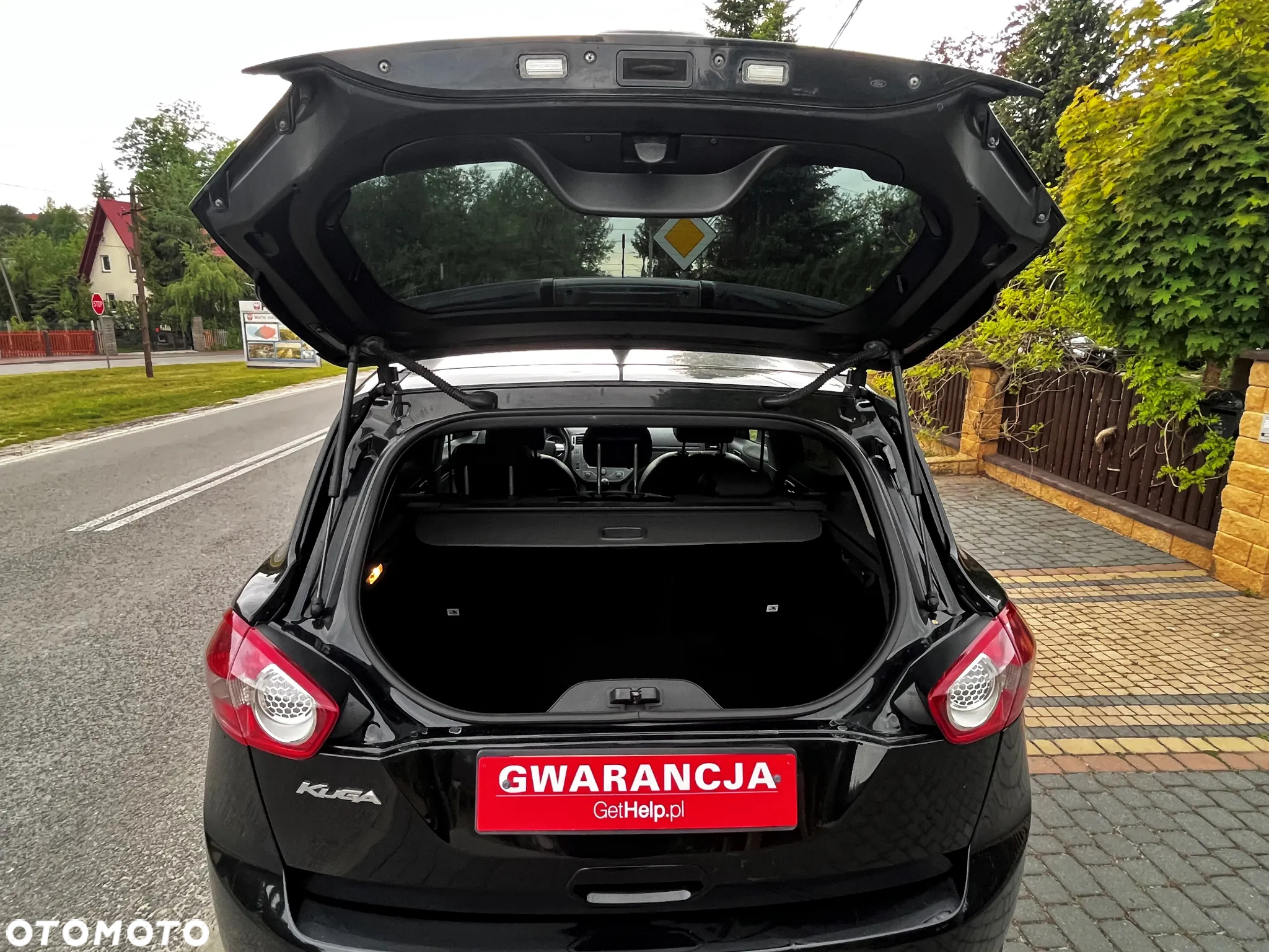 Ford Kuga 2.0 TDCi 2x4 Titanium - 12