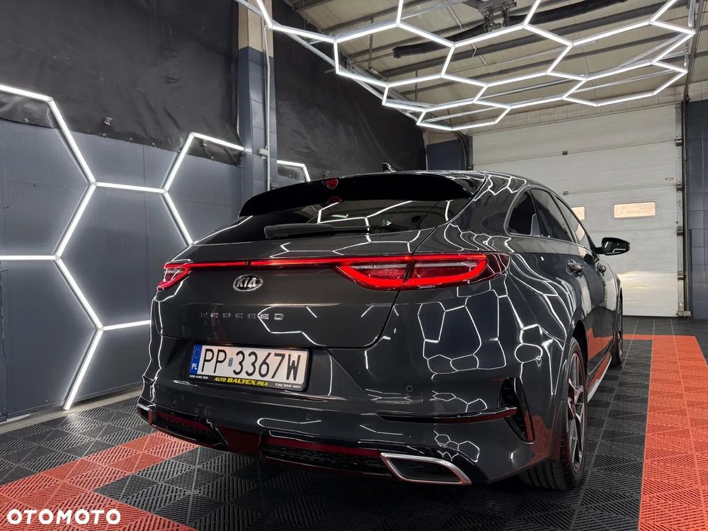 Kia ProCeed 1.4 T-GDI DCT7 OPF GT LINE - 6