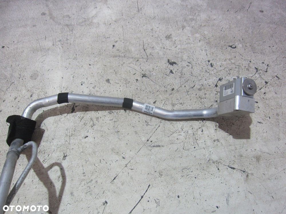 VOLVO XC60 II XC 60 2.0 T5 PRZEWÓD RURKA WĄŻ KLIMATYZACJI 31694239 18R- - 5