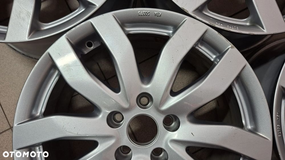 Felgi Aluminiowe 17 Audi A4 B7 5x112 ET 35 CMS C22 - 4