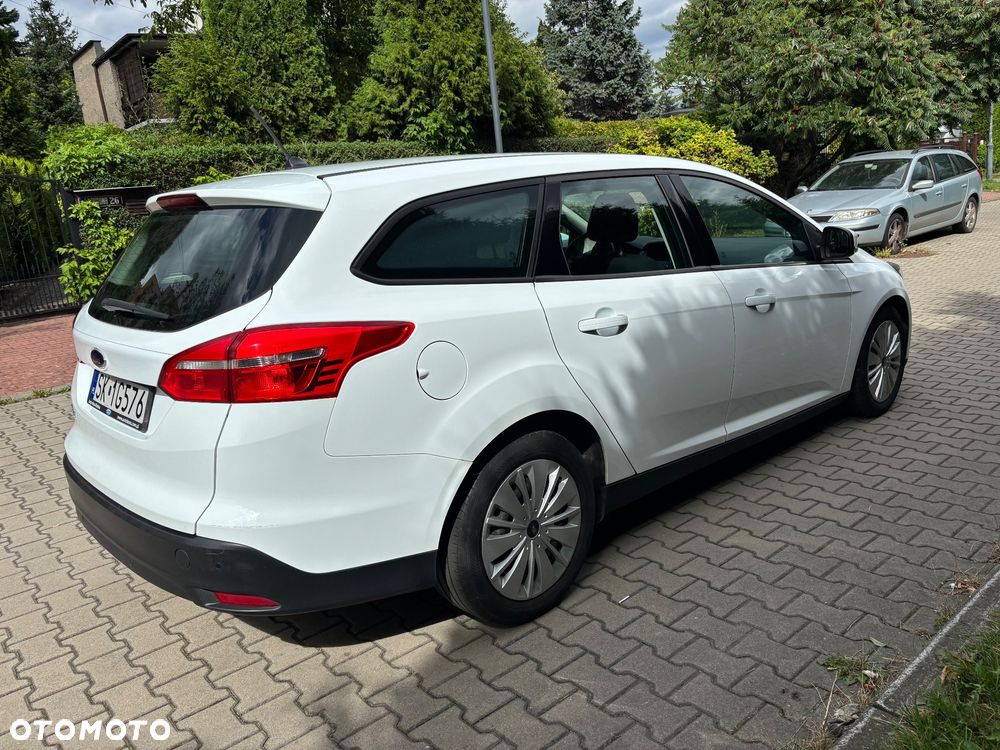 Ford Focus 1.5 TDCi SYNC Edition - 10