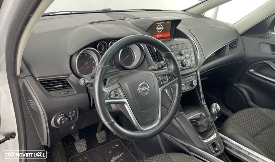 Opel Zafira 1.6 CDTi Cosmo - 11