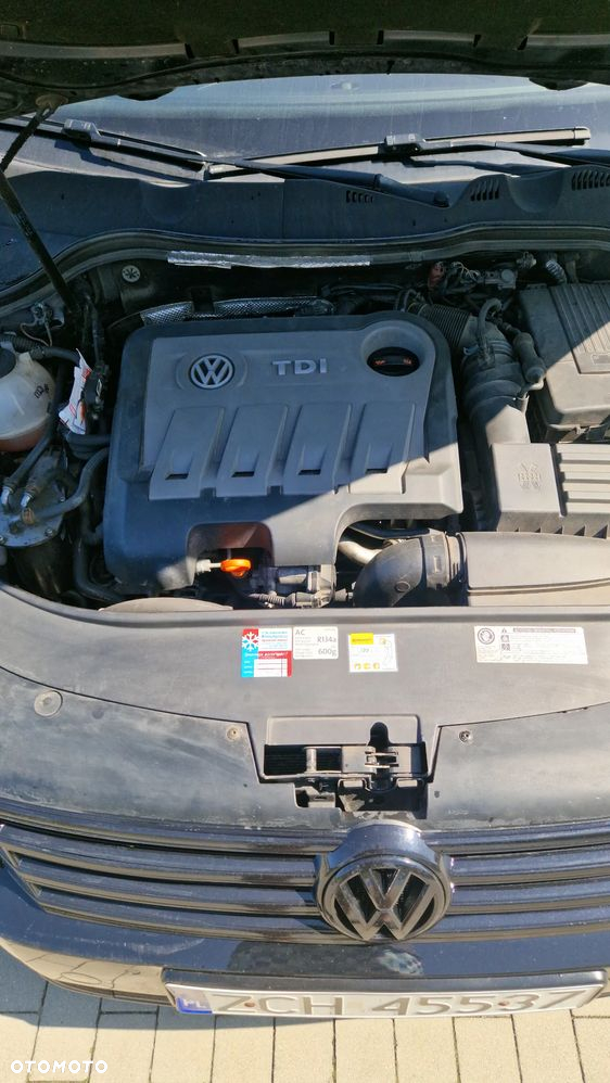 Volkswagen Passat 2.0 TDI Highline DSG - 11