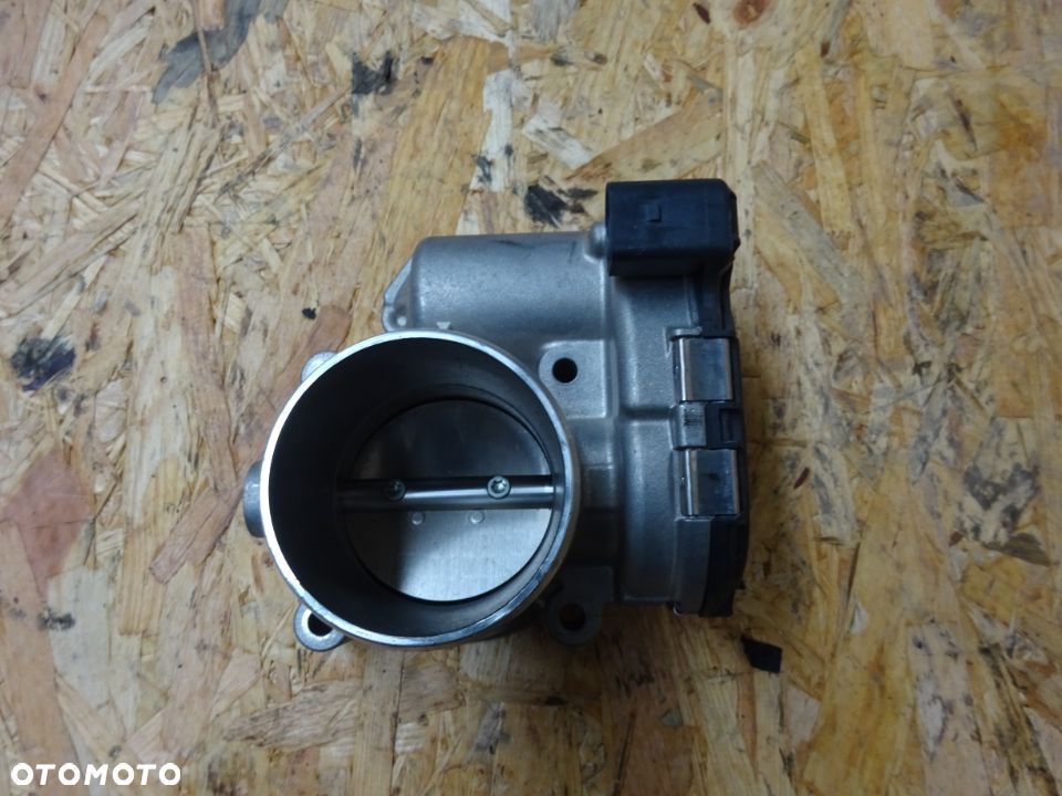 przepustnica 06k133062M  AUDI A5 F5 A4 B9 SKODA SEAT 2,0TSI czesci