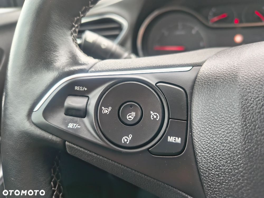 Opel Grandland X 1.6 D Start/Stop Dynamic - 26