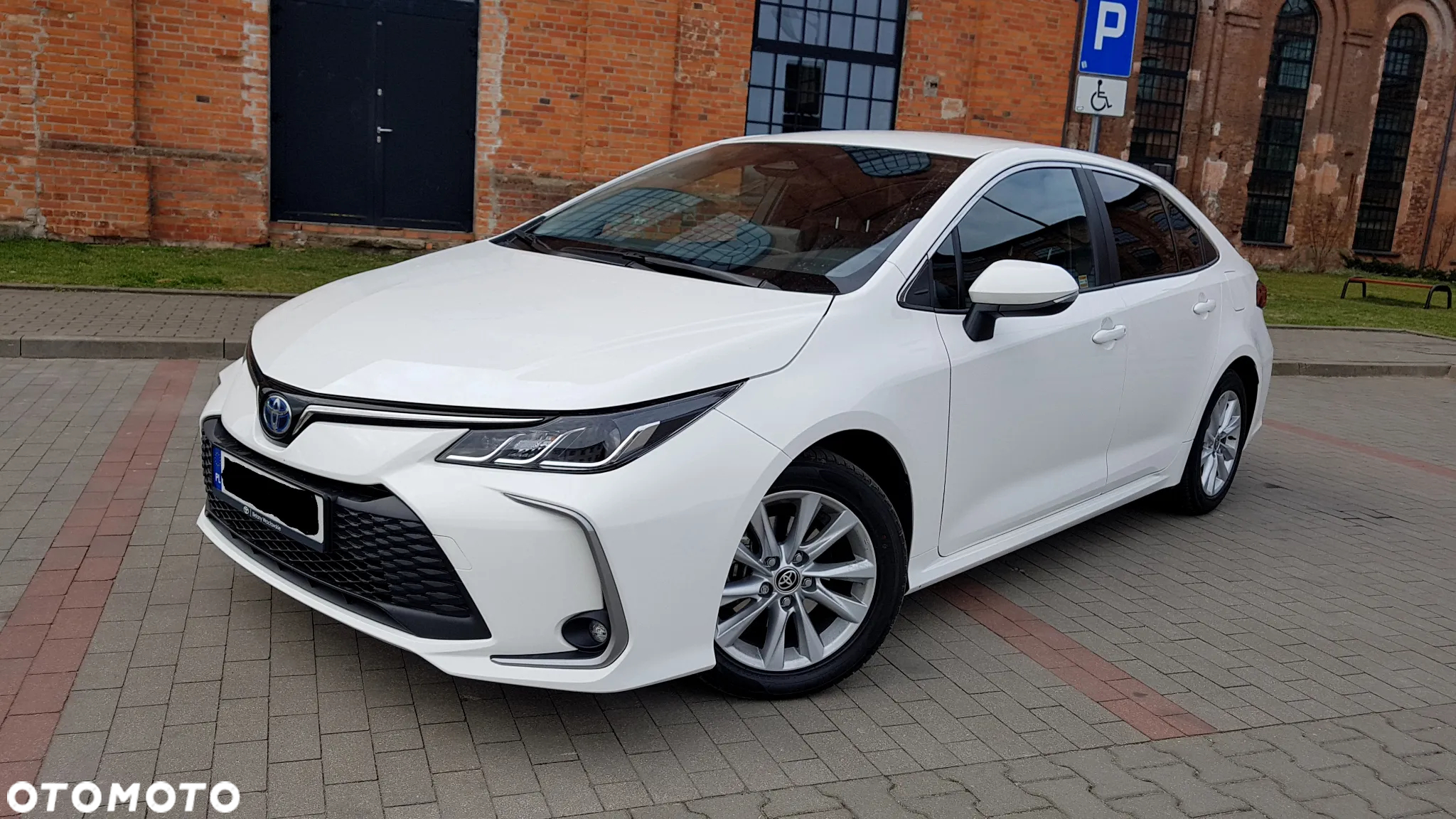 Toyota Corolla 1.8 Hybrid Comfort - 11