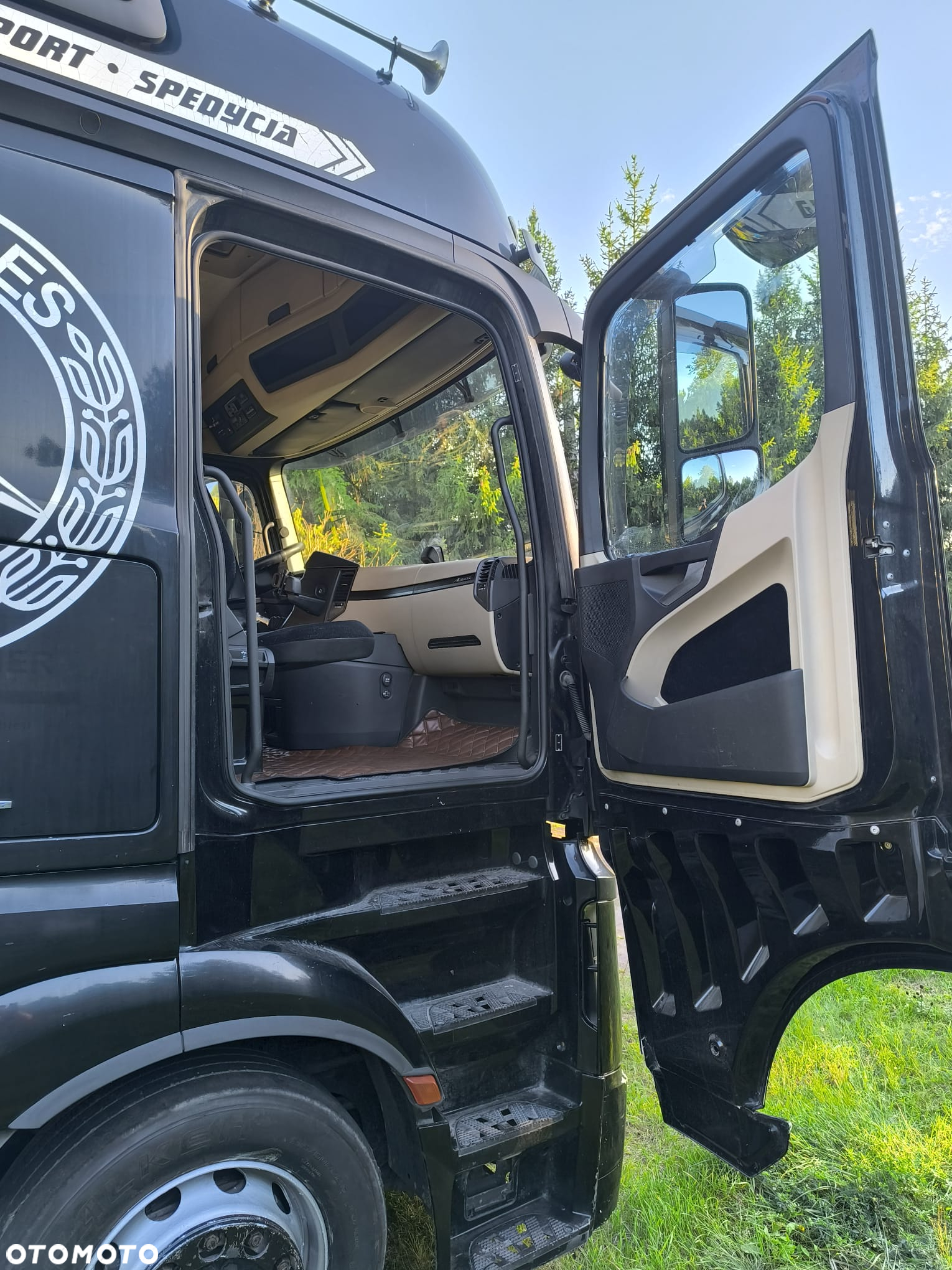Mercedes-Benz Actros - 7