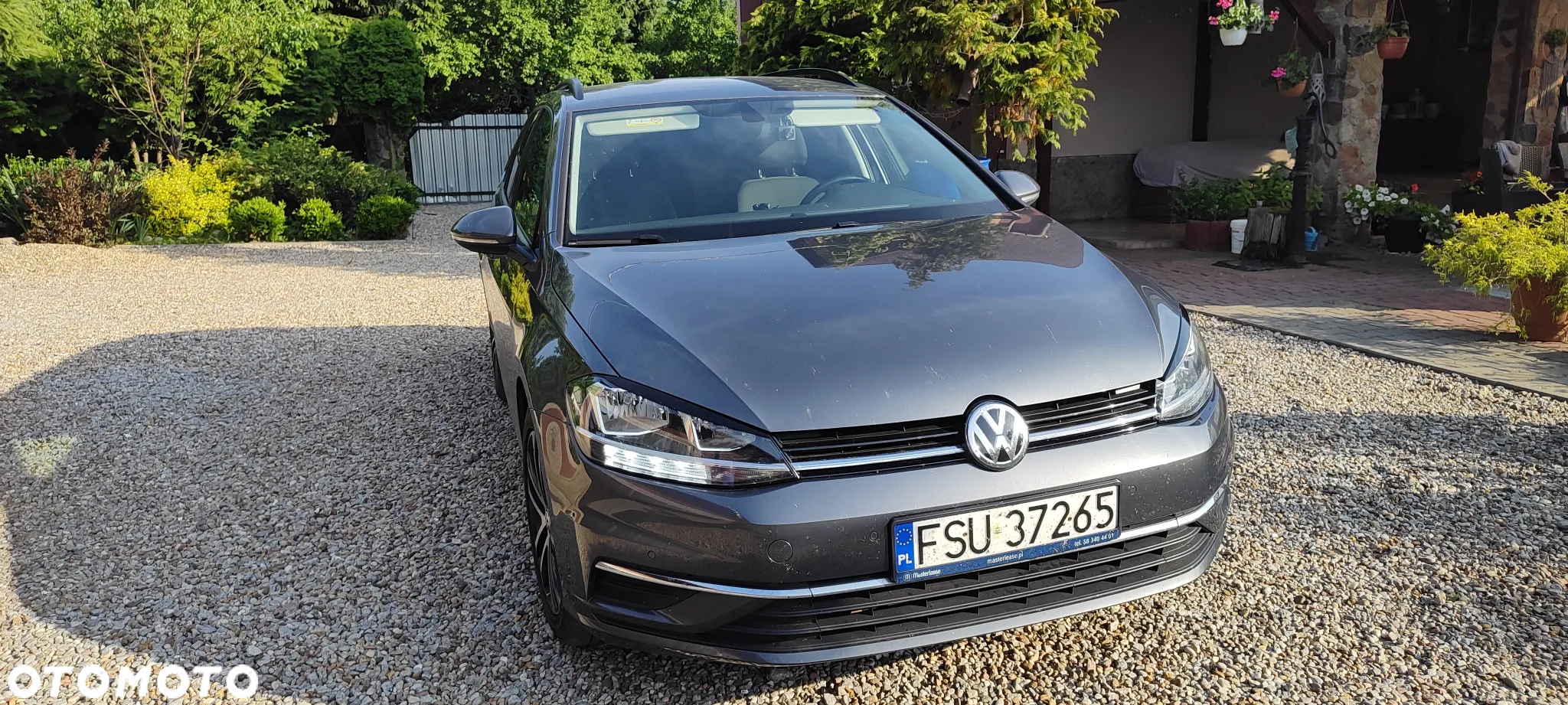 Volkswagen Golf - 35