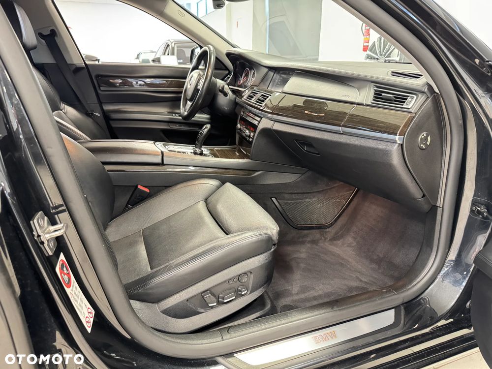 BMW Seria 7 - 6