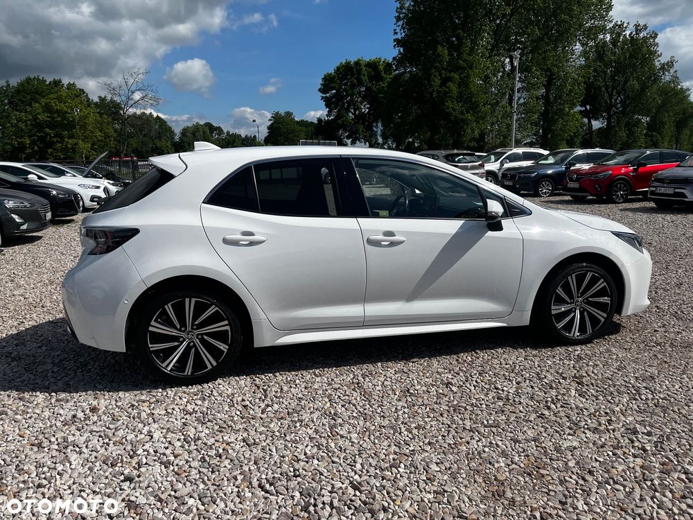 Toyota Corolla - 10