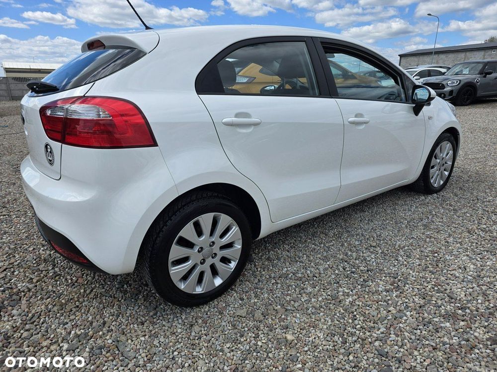 Kia Rio 1.2 Edition 7 - 22