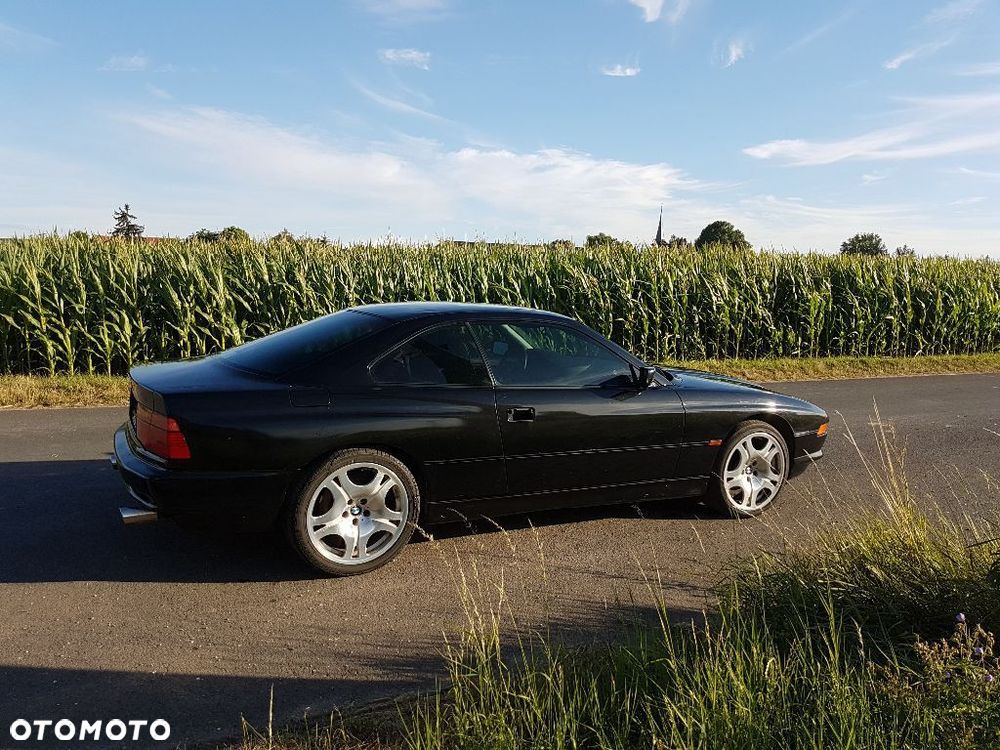 BMW Seria 8 - 2