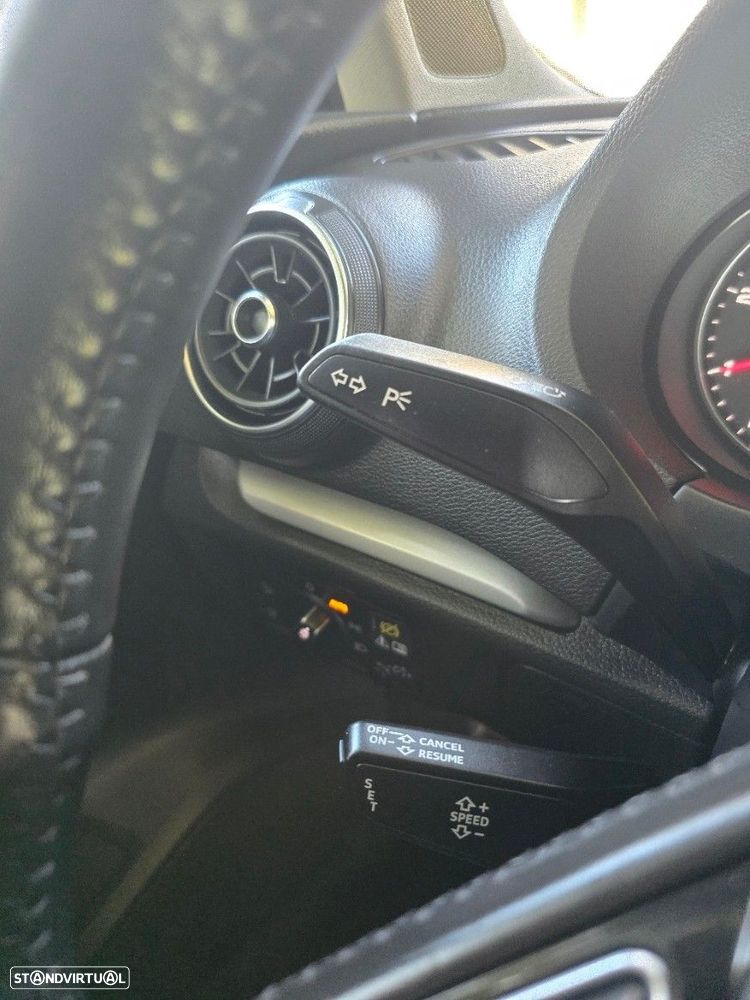 Audi A3 Sportback 1.6 TDI S-line - 13