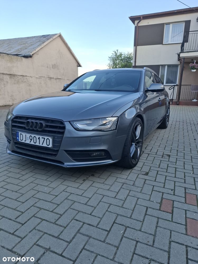 Audi A4 Avant 2.0 TDI - 10