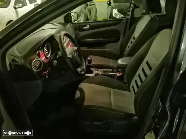 Ford Focus 1.4 16V Trend - 2