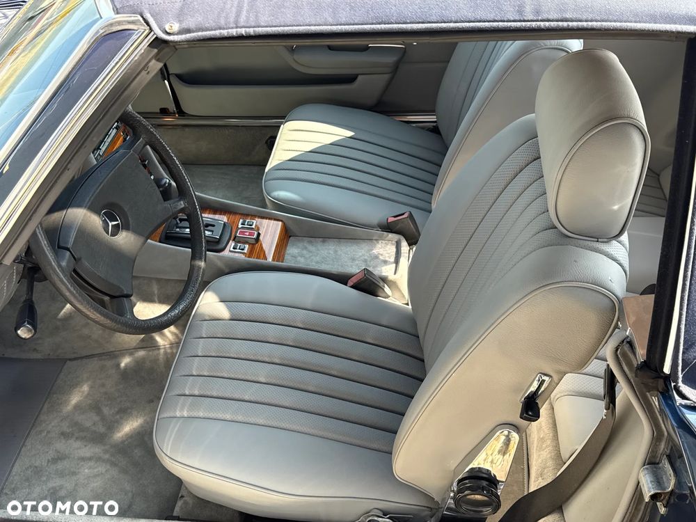 Mercedes-Benz SL - 22