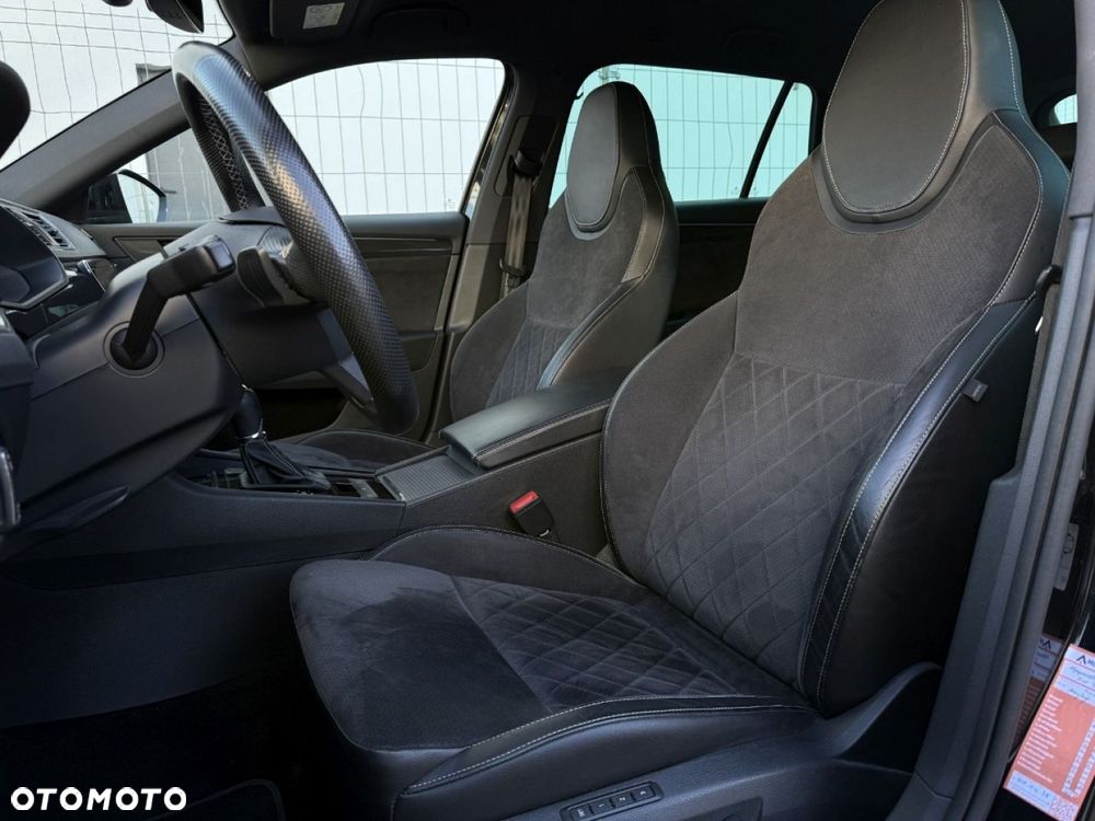 Skoda Superb 2.0 TDI SCR 4x4 Sportline DSG - 17