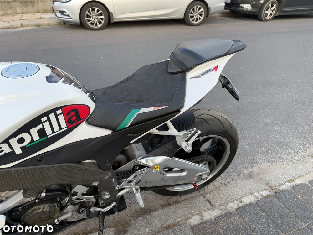 Aprilia RSV - 26