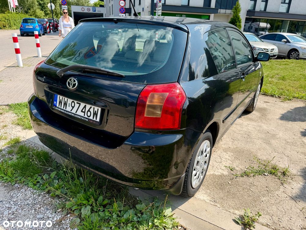 Toyota Corolla 1.6 VVT-i Sol - 5