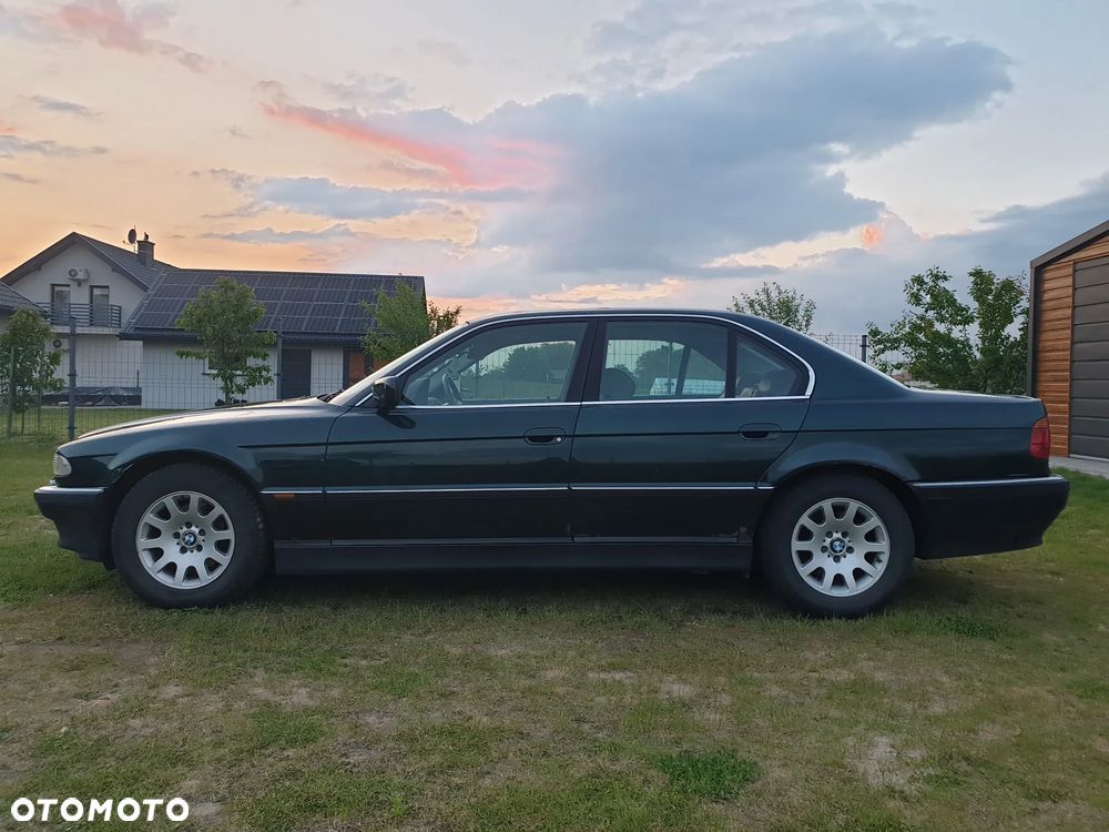 BMW Seria 7 - 6