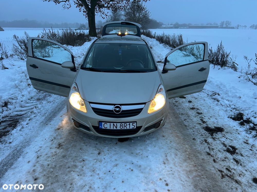 Opel Corsa 1.2 16V Cosmo - 11